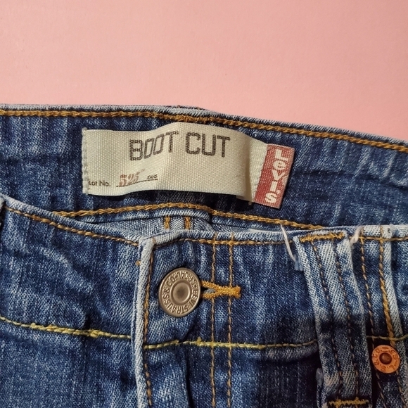 Levi's 525 Boot Cut Jeans - Picture 2 of 7